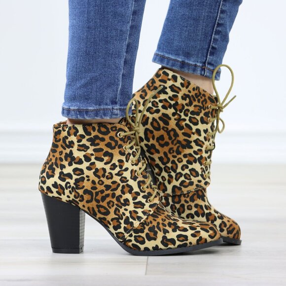 Leopard Lace-Up Block Cone High Heeled Ankle Boots Synthetic Suede Rounded Toe - Picture 3 of 10
